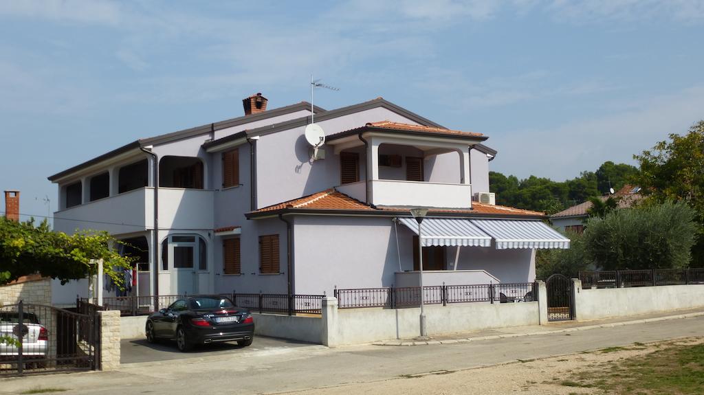 Apartments Libera Porec Exterior photo